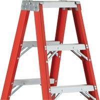 6600 AA Series Industrial Extra Heavy-Duty 2-Way Stepladders, Fibreglass, 375 lbs. Capacity, 4' OSI Industrial Sales