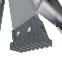 Step Ladder, 6', Fibreglass, 225 lbs. Capacity, Type 2 OSI Industrial Sales